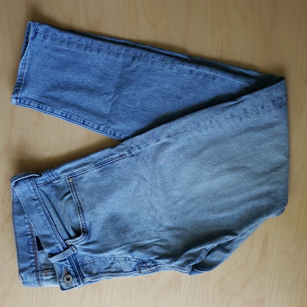 Men's &denim slim, low waist light wash denim 30/30
